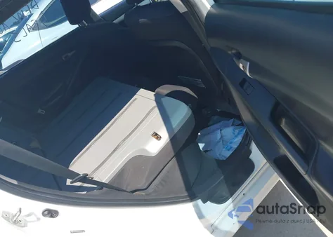 2009 Toyota Matrix S из США, поврежденный, VIN 2T1KE40E89C004104